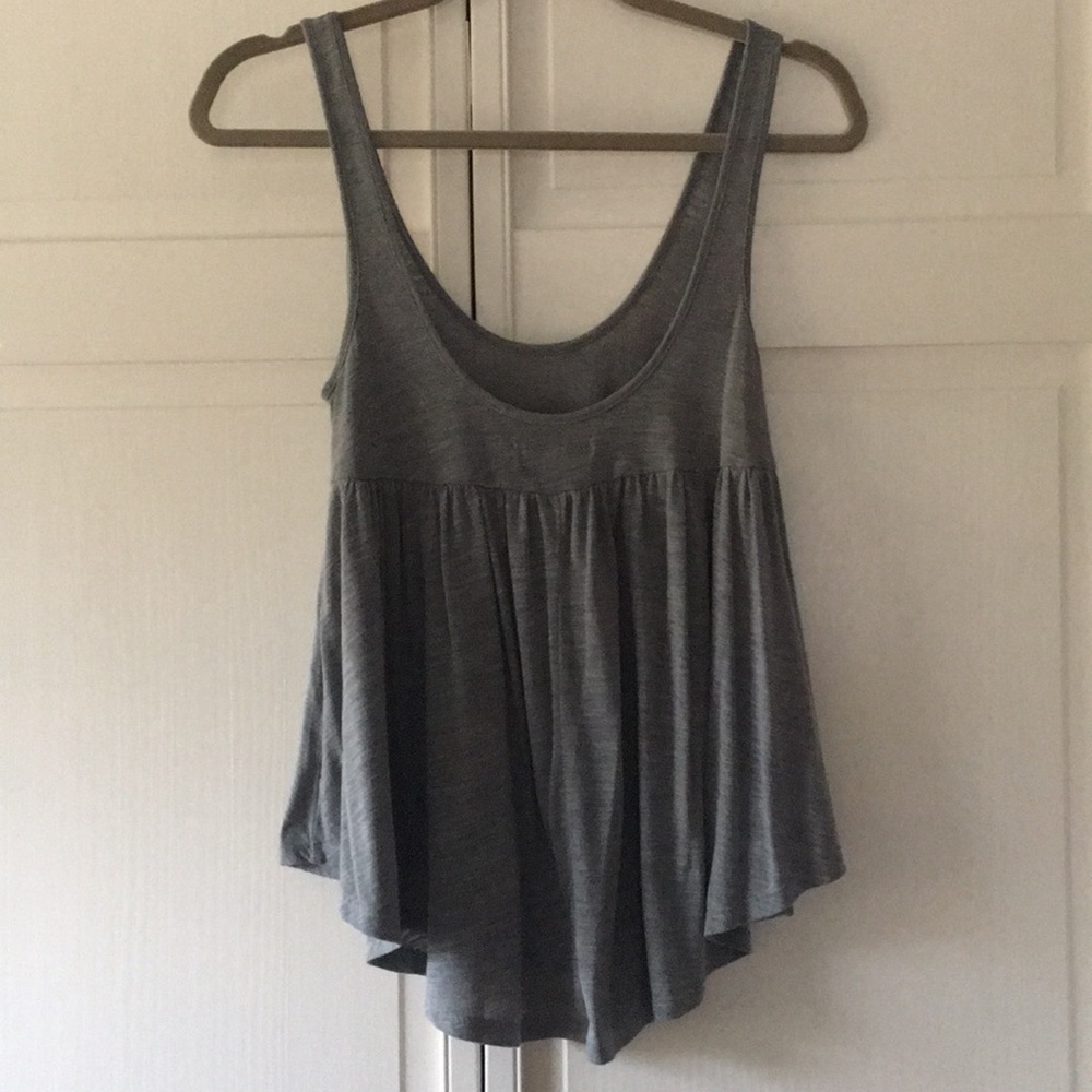 AEO Swing Tank - Picture 4 of 5